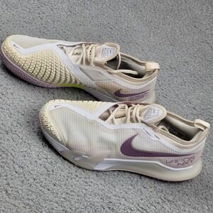 NikeCourt‎ Zoom Vapor NXT Tennis Shoes Women's Size 9 Beige Purple Sneakers